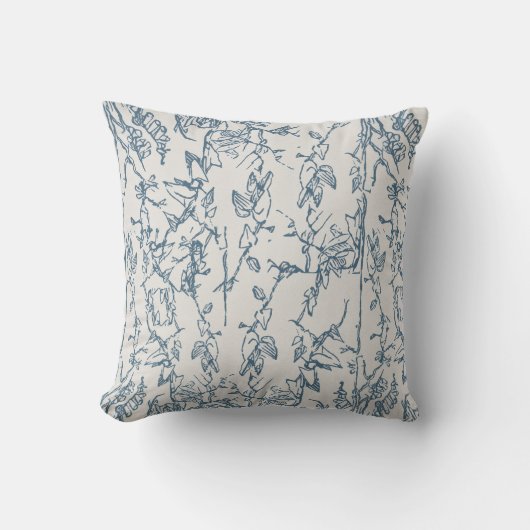 Vintage Blue Floral Sketch Pattern Throw Pillow クッション (正面)