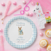 Vintage Blue Gingham Bunny Boy Baby Shower ペーパープレート (パーティー)