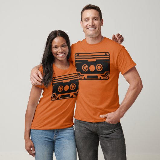 Vintage Cassette friend Tシャツ (ユニセックス)