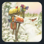 Vintage Christmas, Mailboxes in Winter Landscape スクエアシール<br><div class="desc">ヴィンテージイラストレーションビクトリアンエラメリークリスマスの休日の画像は、雪の上にクリスマスのメールと冬のプレゼントで満たされたメールボックスの雪の風景を特徴とする。馬描車が雪の通りを横に木々と森で走っている。ハッピーホリデーと季節のご挨拶！</div>