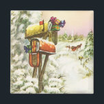 Vintage Christmas, Mailboxes in Winter Landscape マグネット<br><div class="desc">ヴィンテージイラストレーションビクトリアンエラメリークリスマスの休日の画像は、雪の上にクリスマスのメールと冬のプレゼントで満たされたメールボックスの雪の風景を特徴とする。馬描車が雪の通りを横に木々と森で走っている。ハッピーホリデーと季節のご挨拶！</div>