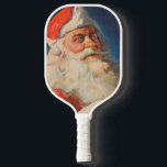 Vintage Christmas, Santa Claus いけな Nice List ピックルボールラケット<br><div class="desc">ヴィンテージイラストレーションメリークリスマスの休日の画像すてきは、サンタクロースが赤い帽子を被り、クリスマスイブに彼のいけなまたは素敵なリストをチェックする。</div>