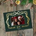 Vintage Coquette Bow Greenery Family Photo Frame 箔招待状<br><div class="desc">Vintage Coquette Bow Greenery Family Photo Frame Foil Invitation,  template Christmas cards</div>