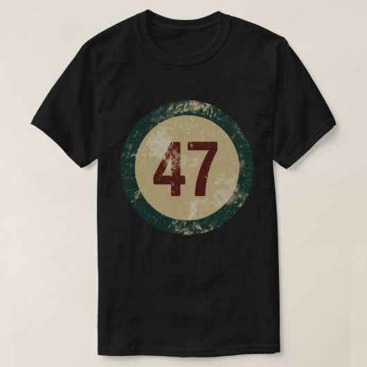 Vintage Distressed Number 47 Tシャツ (デザイン正面)