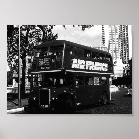 Vintage England London double decker bus ポスター (正面)