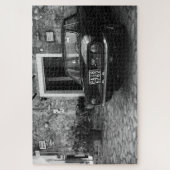Vintage FIAT car in Italy in monochrome ジグソーパズル (縦)
