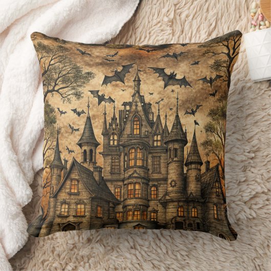 Vintage Haunted House (2) クッション (ブランケット)