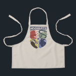 Vintage HOGWARTS™ Stamped Crest エプロン<br><div class="desc">Show your house pride in bold, vintage-inspired style with this striking Hogwarts™ crest design. Featuring graphic silhouettes representing the four iconic houses — Gryffindor™, Slytherin™, Hufflepuff™, and Ravenclaw™ — this artwork blends classic symbolism with a modern, retro aesthetic. Each house emblem is set within a clean, color-blocked shield, creating a...</div>