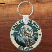 Vintage Howling Wolf Under Full Moon Wilderness キーホルダー (正面)