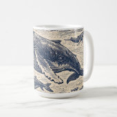 Vintage Humpback Whale Pod Engraving コーヒーマグカップ (正面右)