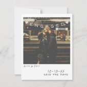 Vintage Instant Photo Engagement Announcement Card シーズンカード (正面)