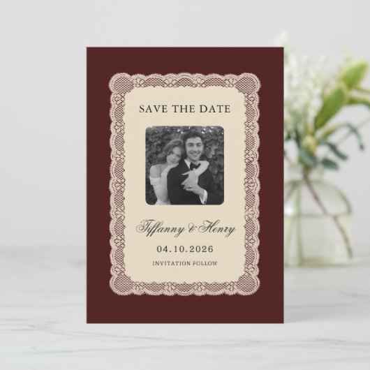 Vintage  Lace Burgundy Save the Date (スタンド正面)