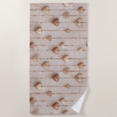 Vintage Lace Heart Strings ビーチタオル (正面)