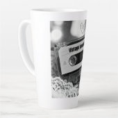 Vintage Love Static カフェラテマグ (左アングル)