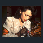 vintage military 1940s woman working in factory ポスター<br><div class="desc">vintage world war 2 military 1940s woman working in factory color photograph poster</div>