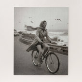 Vintage monochrome jigsaw puzzle description ジグソーパズル (縦)