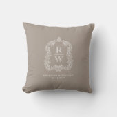 Vintage Monogram Crest Names Taupe Wedding クッション (正面)