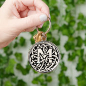 Vintage Monogram M Art Nouveau Letter キーホルダー (手)