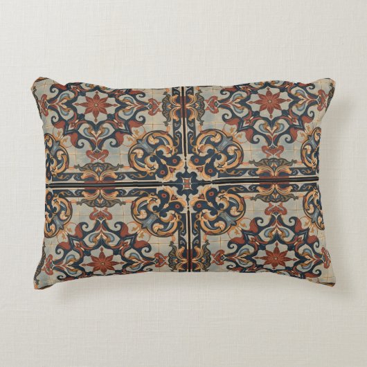 Vintage Motif Ornament, Maroon Beigi Blue アクセントクッション (正面)