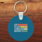 Vintage Motivational Funny Retro - Eat Sleep Conqu キーホルダー (正面)