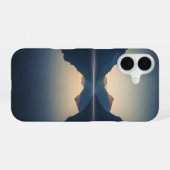 Vintage Mountain Lake at Dusk iPhone 16ケース (裏面横)