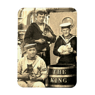 Vintage Old Photo 3 Sailors Holding Cats  マグネット