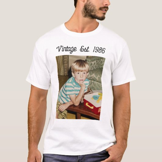 Vintage Photo Birthday Personalized T-Shirt Tシャツ (正面)