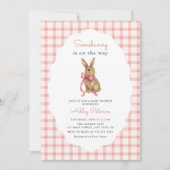 Vintage Pink Gingham Bunny Girl Baby Shower 招待状 (正面)