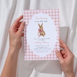 Vintage Pink Gingham Bunny Girl Baby Shower 招待状