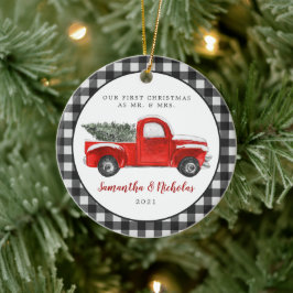 Vintage Red Farm Truck | 初めてのクリスマス Mr & Mrs セラミックオーナメント