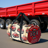 Vintage Red Pickup Trucks Personalized ダッフルバッグ