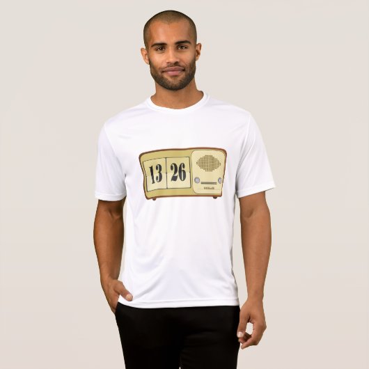 Vintage Retro Flip Clock Radio Tシャツ (正面フル)