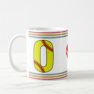 Vintage Retro Softball Letter O Old School コーヒーマグカップ