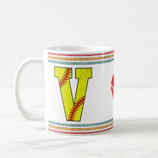 Vintage Retro Softball Letter V Classic コーヒーマグカップ