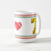 Vintage Retro Softball Number 7 Athletic コーヒーマグカップ (正面右)