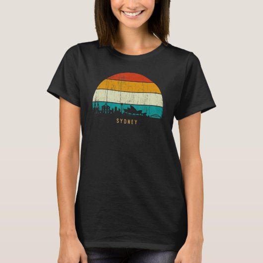 Vintage Retro Style City skyline cityscape Austral Tシャツ (正面)
