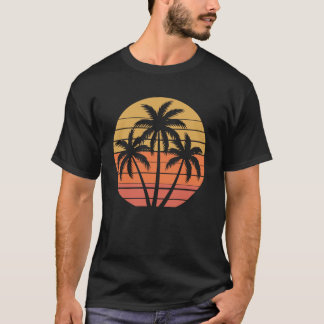 Vintage Retro Tropical Sunset Distressed Palm Tree Tシャツ