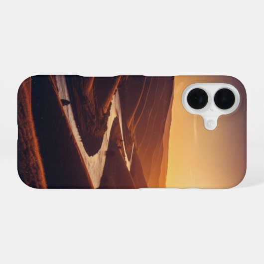 Vintage River at Sunset iPhone 16ケース (裏面横)