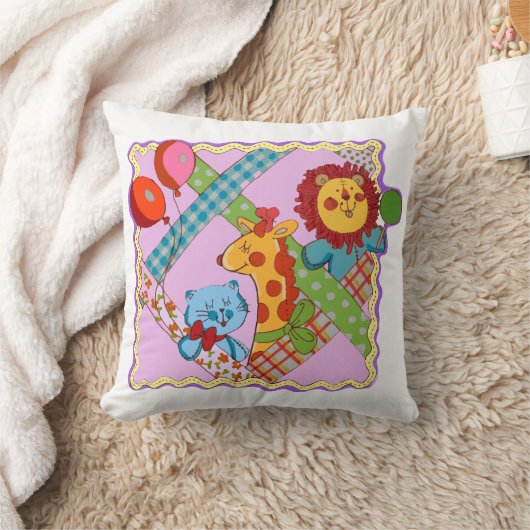 Vintage Safari Animals Throw Pillow クッション (ブランケット)