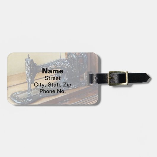 Vintage Sewing Machine With Floral Motif ラゲッジタグ (正面横)