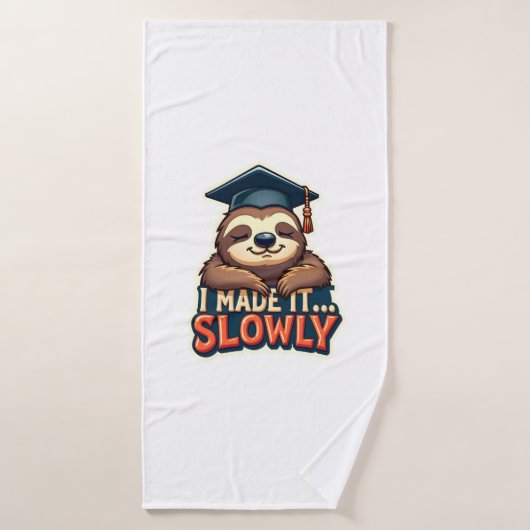 Vintage Sleepy Sloth Graduation Cute Animal Design バスタオル (バスタオル)