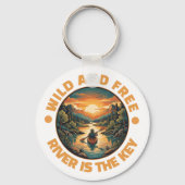 Vintage Solo Kayaking Adventure Wild and Free キーホルダー (正面)
