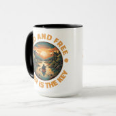 Vintage Solo Kayaking Adventure Wild and Free マグカップ (正面左)