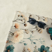 Vintage Spring Flowers and Butterflies ビーチタオル (インサイチュ)
