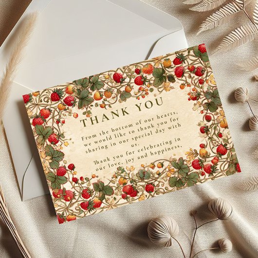 Vintage Strawberry Garden Wedding サンキューカード