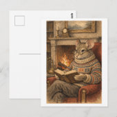 Vintage-Style Mouse Reading a Book ポストカード (正面/裏面)