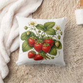 Vintage Style Strawberry Plant with Ripe Berries  クッション (ブランケット)