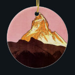 Vintage Travel, Matterhorn Mountain，スイス セラミックオーナメント<br><div class="desc">ヴィンテージイラストレーション広告ヨーロッパの旅行ポスターまたは荷物表示スイスのツェルマットから、雪のベースでマッターホルン山を覆った。ツェルマット、マターホルン4505mシュワイズ。</div>