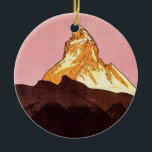 Vintage Travel, Matterhorn Mountain，スイス セラミックオーナメント<br><div class="desc">ヴィンテージイラストレーション広告ヨーロッパの旅行ポスターまたは荷物表示スイスのツェルマットから、雪のベースでマッターホルン山を覆った。ツェルマット、マターホルン4505mシュワイズ。</div>