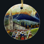 Vintage Travel, Women of Abruzzo，イタリア セラミックオーナメント<br><div class="desc">ヴィンテージイラストレーションヨーロッパの旅行ポスターまたはラゲージラベルAbruzzo，イタリアのコスチューム、ドレスや帽子の服を着た女性のグループ伝統的をフィーチャー。群衆は遠くに山をかぶった雪で町の教会に通じる道路に立っている。</div>